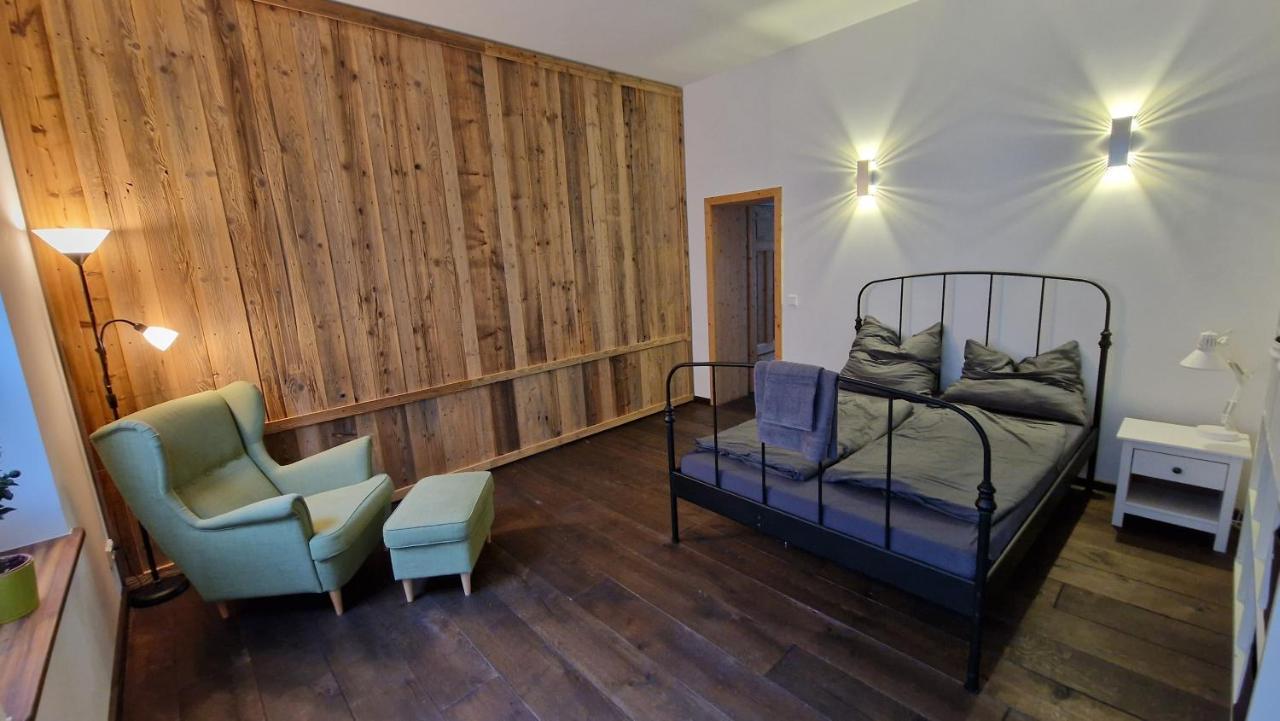 Liebevoll sanierte Altbauwohnung Waldsieversdorf Exterior foto